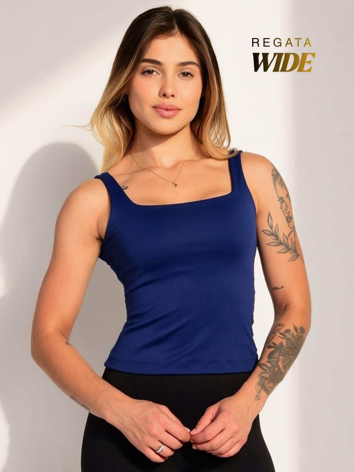 Regata Wide Azul Marinho