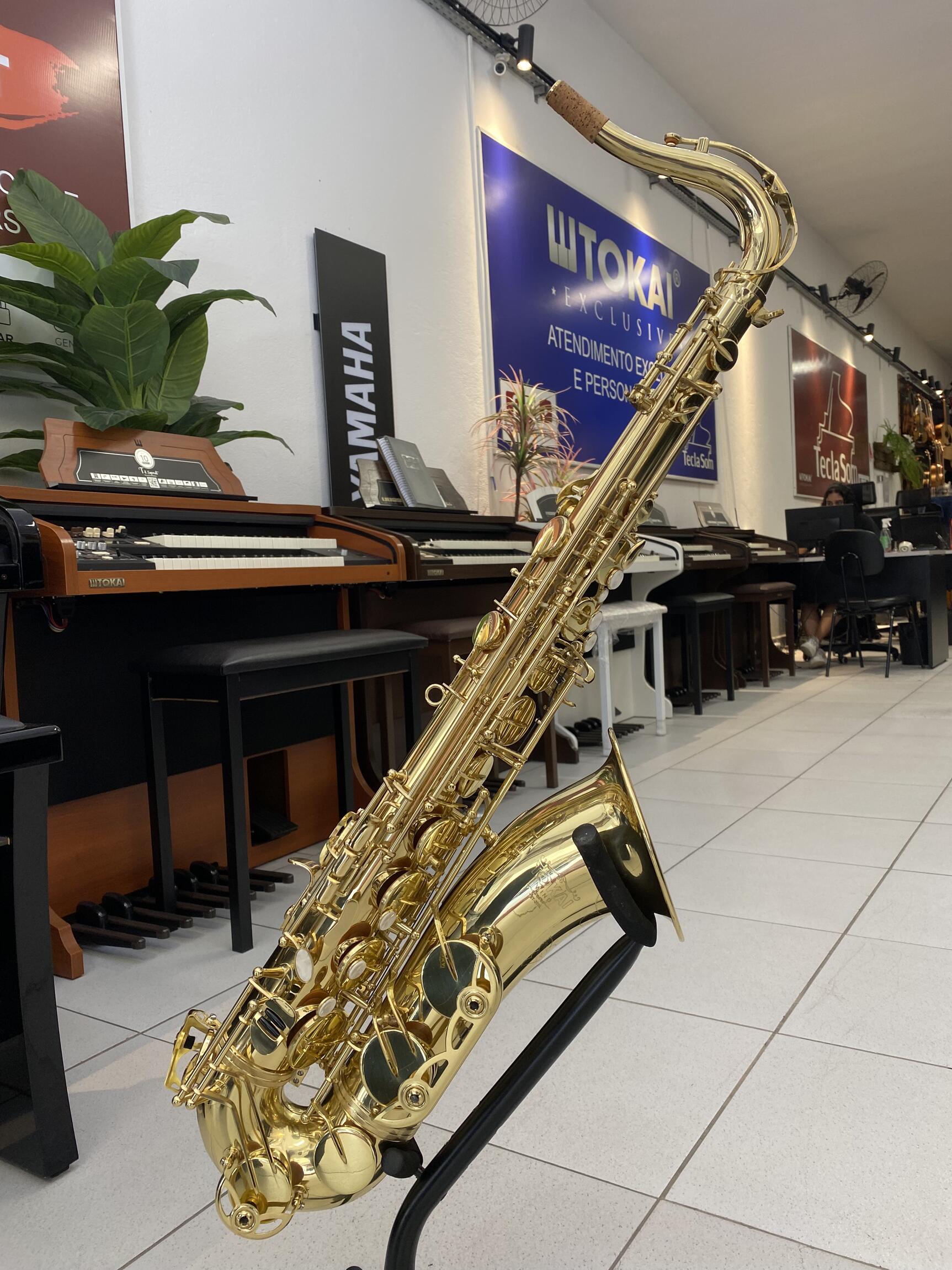 Comprar Saxofone Tenor SIB Laqueado Tokai TST-200L - a partir de R