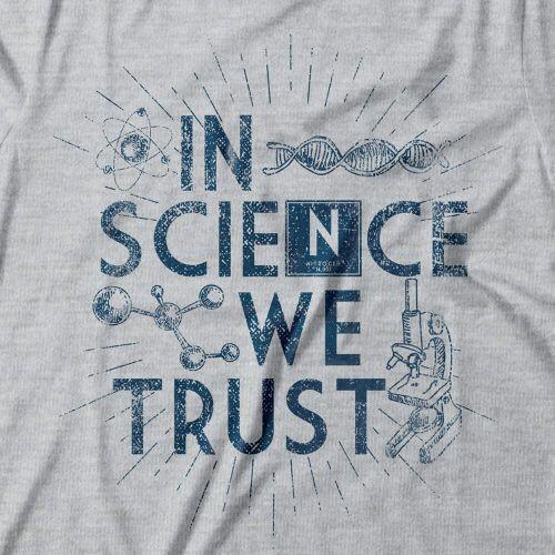 Camiseta Feminina In Science We Trust