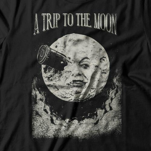 Camiseta Feminina Viagem � Lua