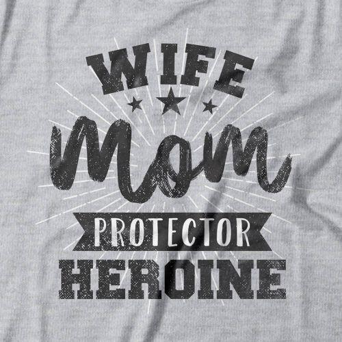 Camiseta Feminina Mom Heroine