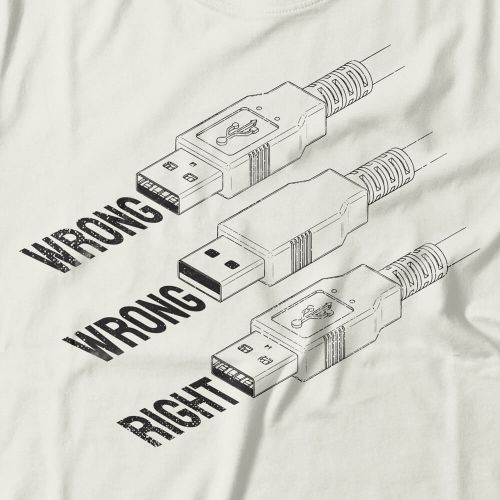 Camiseta Feminina Connecting USB