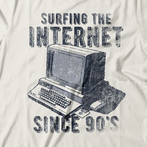 Camiseta Feminina Surfing The Internet