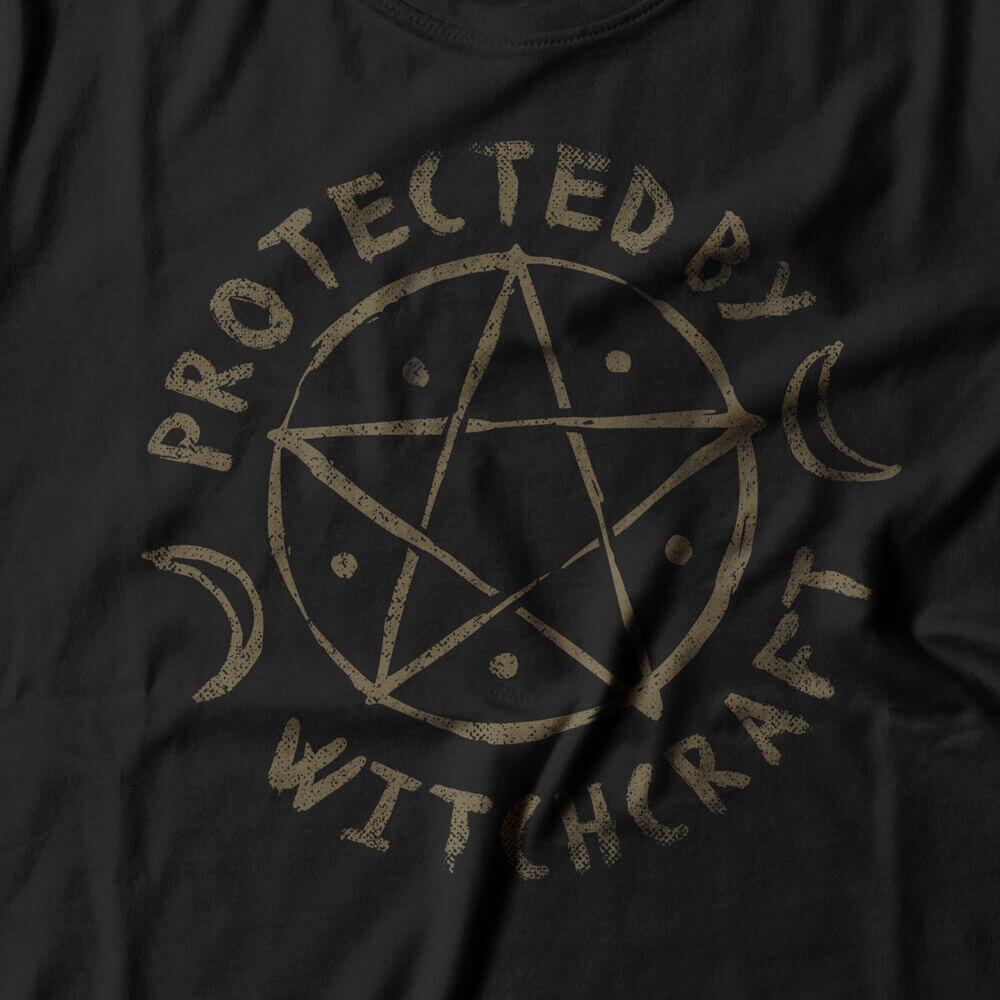 Camiseta Feminina Protected By Witchcraft