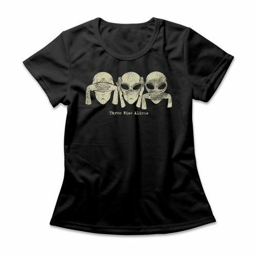 Camiseta Feminina Three Wise Aliens