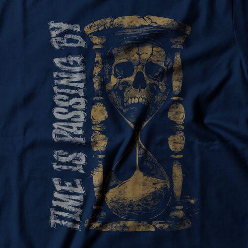 Camiseta Time Is Passing By