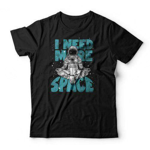 Camiseta I Need More Space