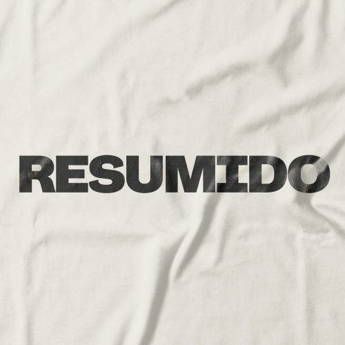 Camiseta Resumido Peito
