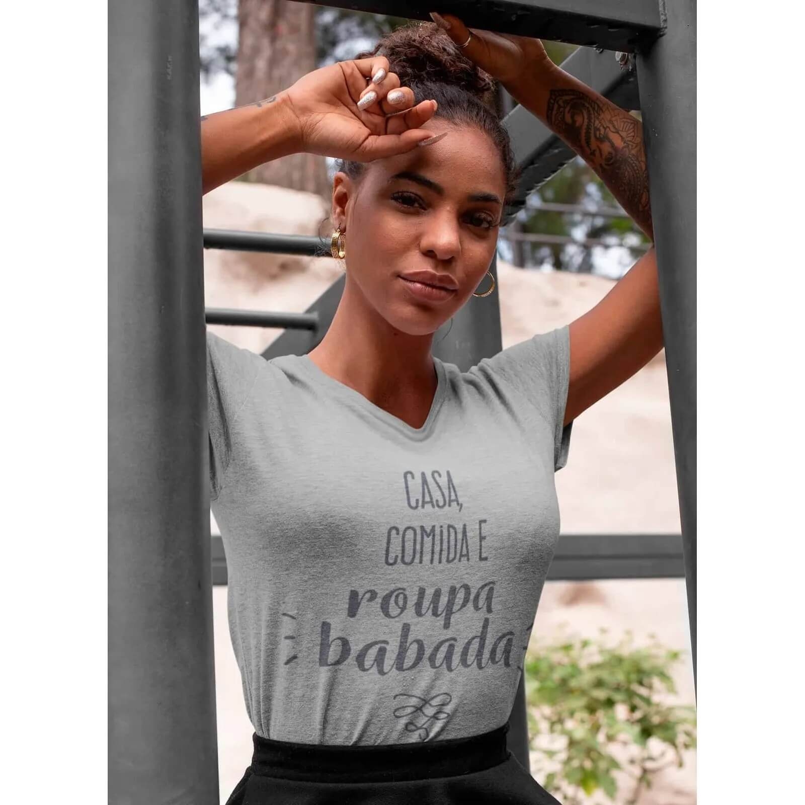 Camiseta Casa Comida e Roupa Babada