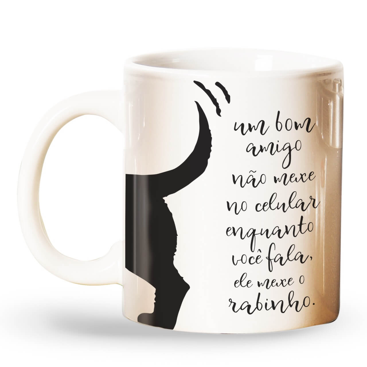 Caneca Um Bom Amigo Mexe o Rabinho