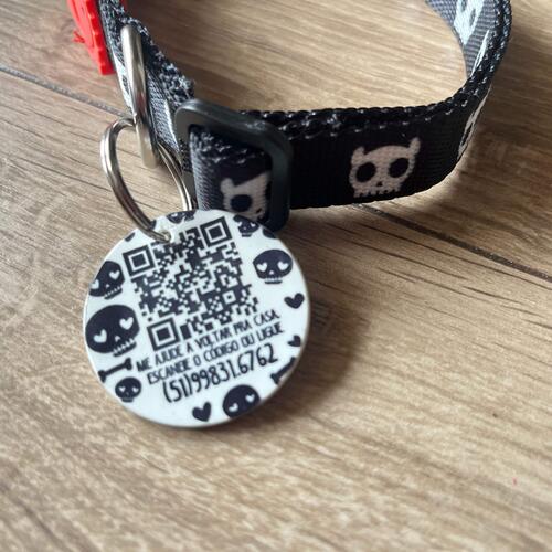 Placa de Identifica��o Personalizada com Telefone e QR Code - Caveiras