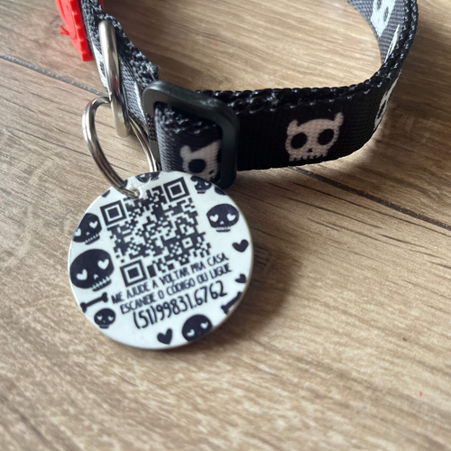 Kit Personalizado - Bandana + Plaquinha com QR Code - Caveiras