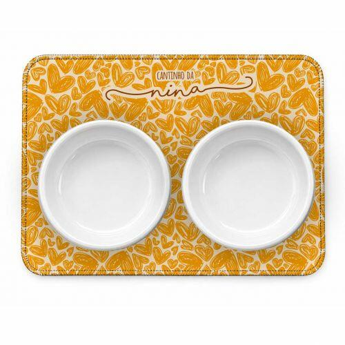 Kit Comedouro + Bebedouro + Tapete Personalizados para Pets - Três Corações - Escolha a Cor