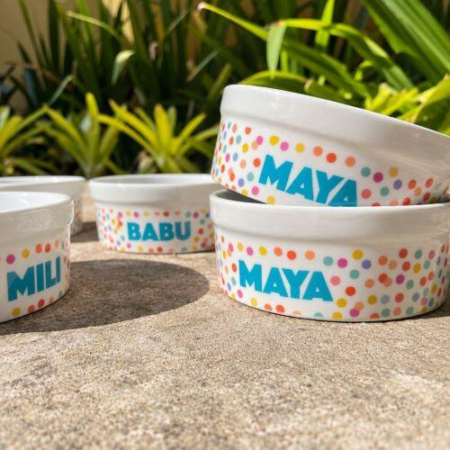Kit Comedouro e Bebedouro de Cer�mica com Nome do Pet - Confetes