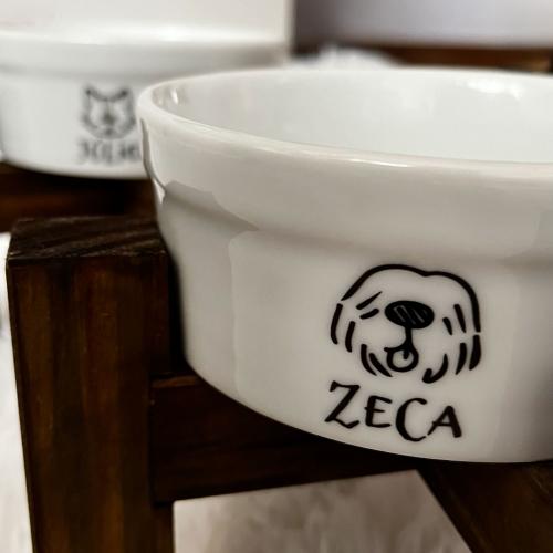 Kit 2 Tigelas Personalizadas + 2 Suportes de Elevação - Beagle