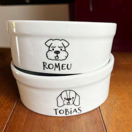 Comedouro/Bebedouro Personalizado Com o Nome do Pet - Tigela de Cer�mica para Pets - Bichon Fris�