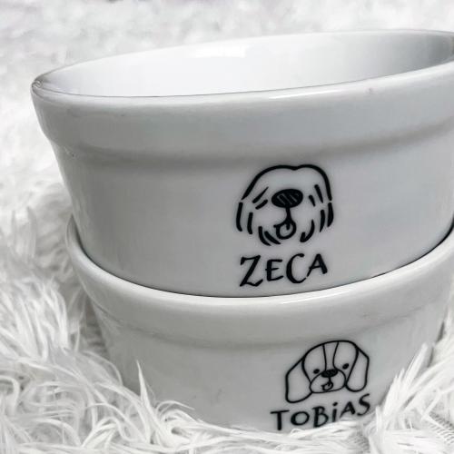 Kit Comedouro + Bebedouro Personalizados Com o Nome do Pet - Dupla de Tigelas de Cerâmica para Pets - Vira Lata Peludo