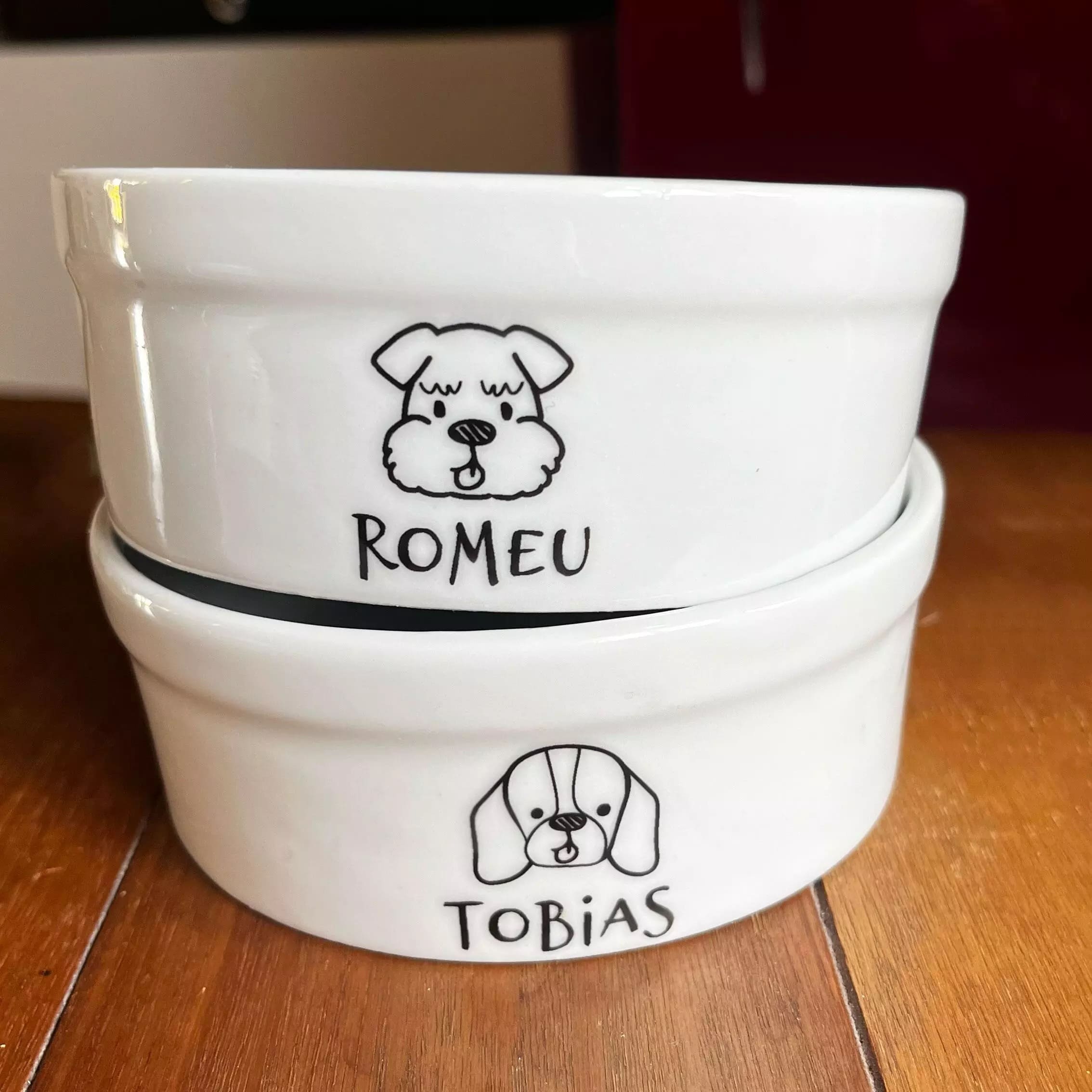Kit 2 Tigelas Personalizadas com Suporte Duplo - Escolha a Raça - Coleção Meu Pet