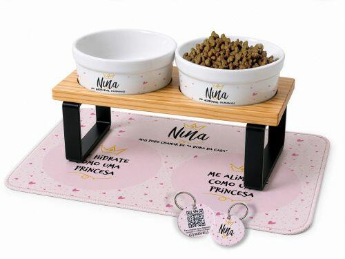 Cantinho Completo Personalizado Pr�ncipe/Princesa - Comedouro, Bebedouro, Suporte Duplo, Tapete Antiderrapante e Plaquinha de Identifica��o