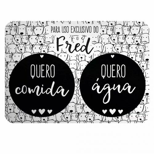 Cantinho Completo Personalizado Cachorrada - Comedouro, Bebedouro, Suporte Duplo, Tapete Antiderrapante e Plaquinha de Identificação