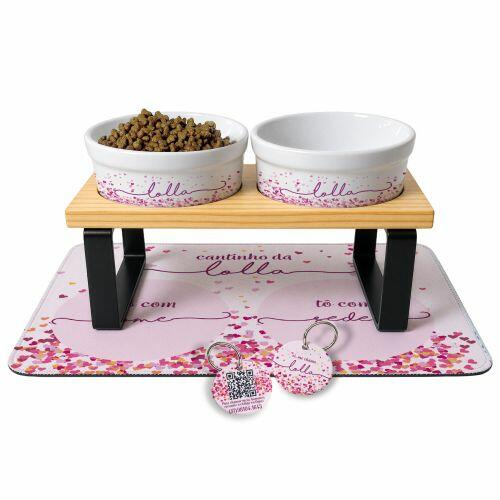 Cantinho Completo Personalizado Cora��es Rosas ou Azuis  - Comedouro, Bebedouro, Suporte Duplo, Tapete Antiderrapante e Plaquinha de Identifica��o