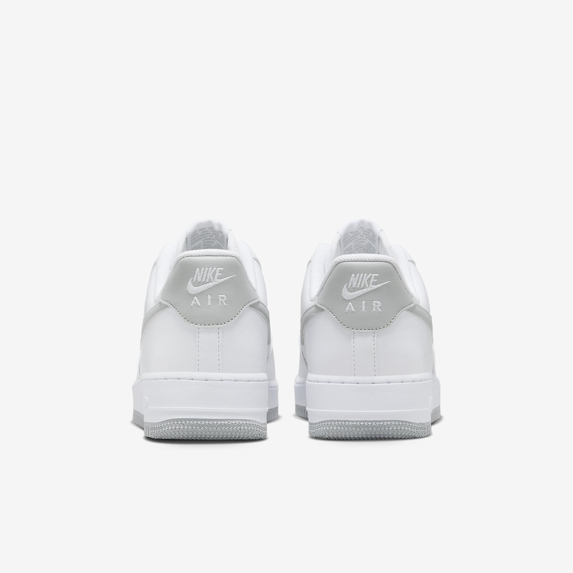 Tênis Nike Air Force 1 07 - Branco e Cinza | Sneakers New