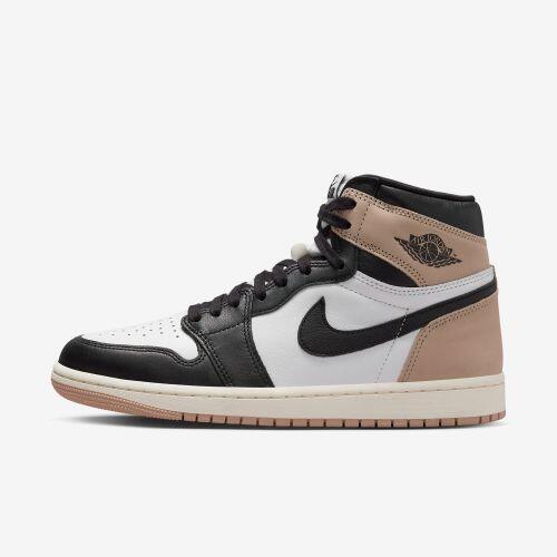 Tênis Air Jordan 1 Retro High OG - Preto e Laranja