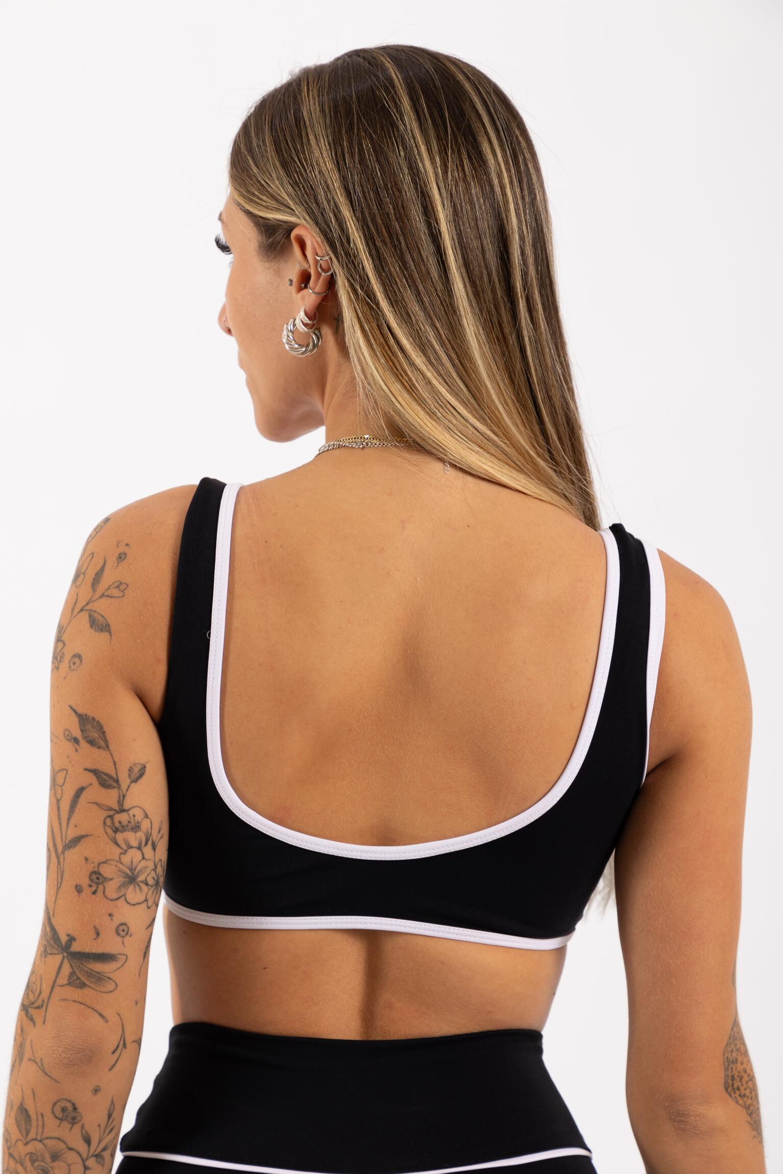 Comprar Top Bia Preto e Branco - a partir de R$40,32