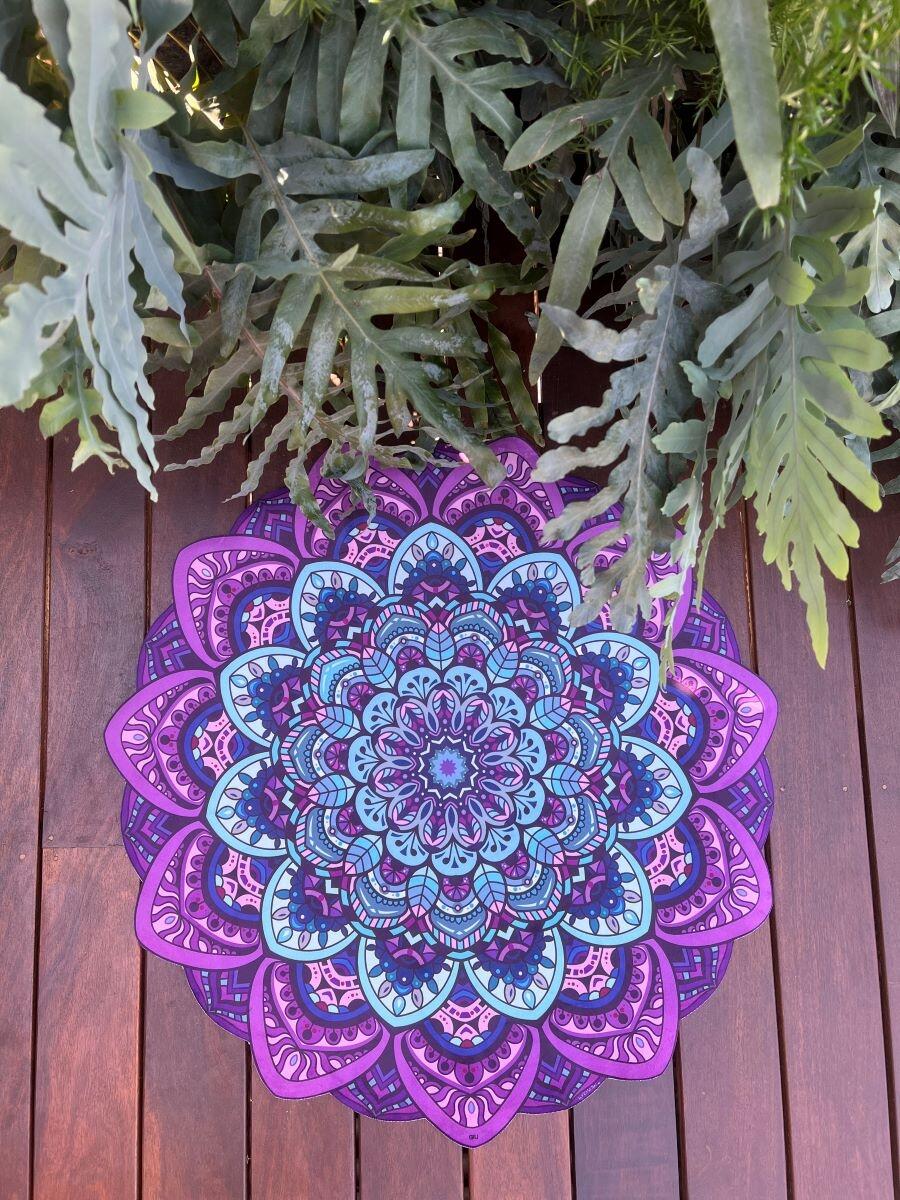 Tapete Mini Mandala Lótus Roxo Ajnã