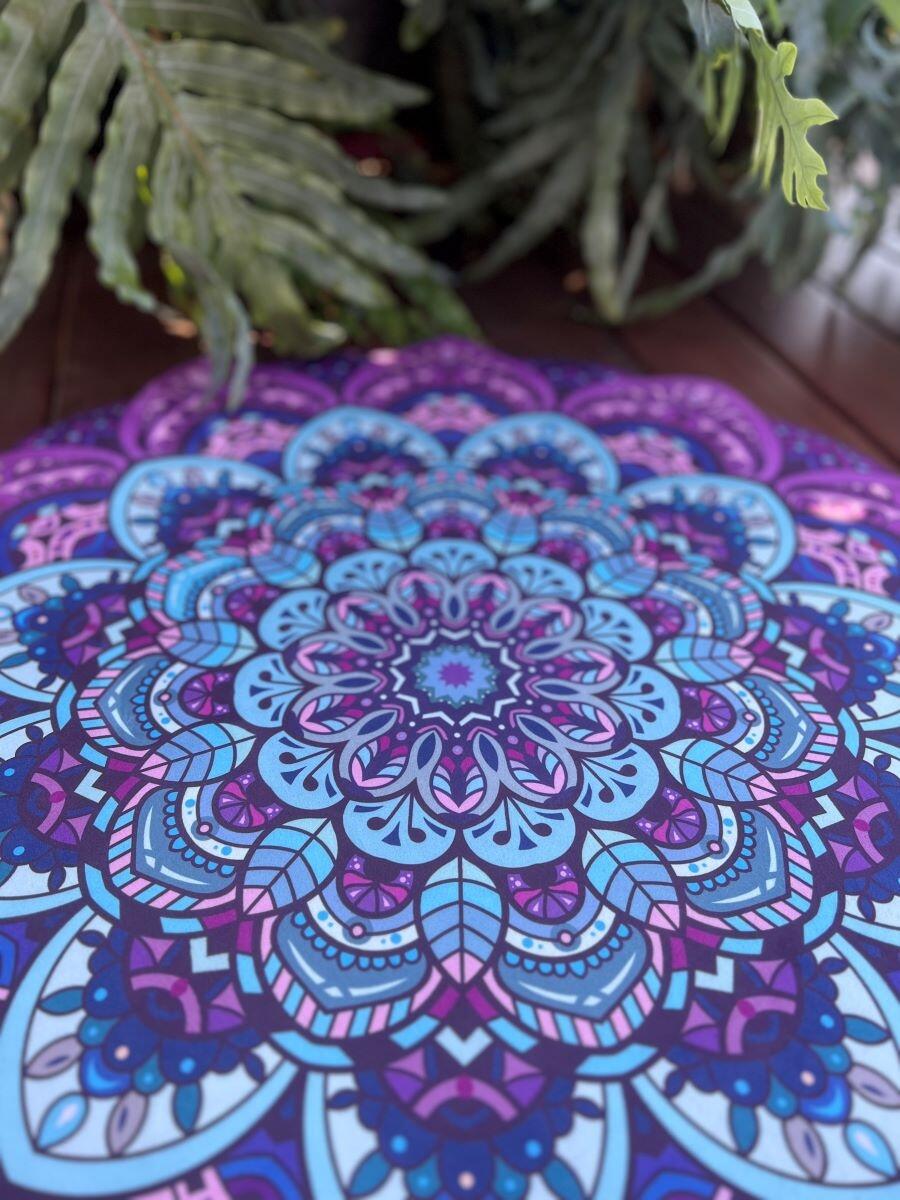 Tapete Mini Mandala Lótus Roxo Ajnã
