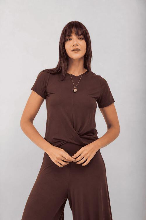 Blusa Camiseta Torção