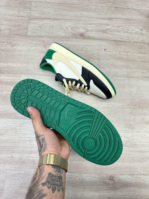 Comprar Tênis Air Jordan 1 Low Og Sp x Travis Scott - R$800,00