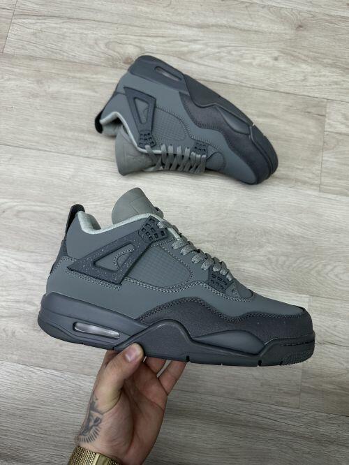 Comprar Tênis Air Jordan 4 - R$800,00