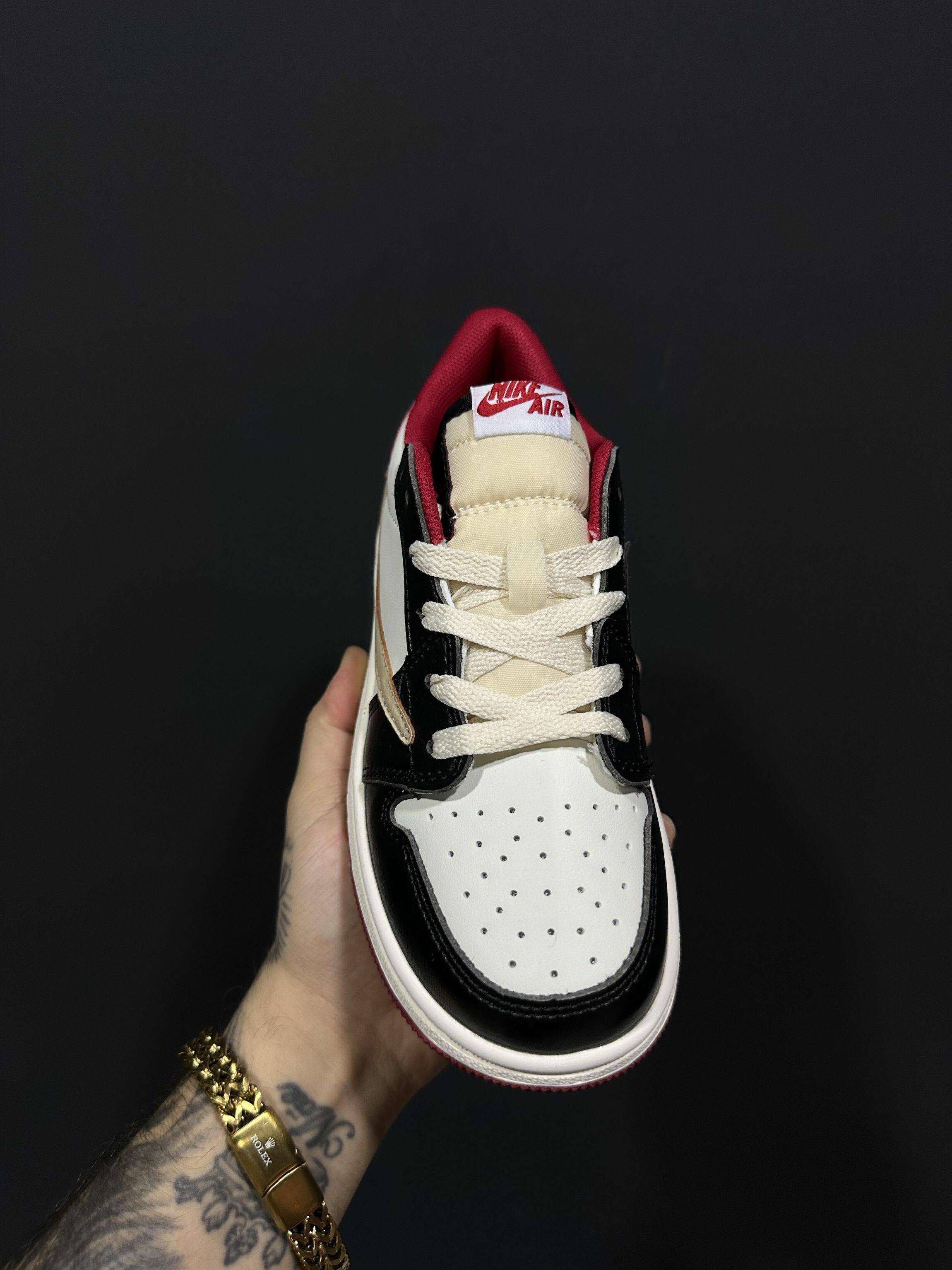 Comprar Travis Scott X Air Jordan 1 Low - R$800,00