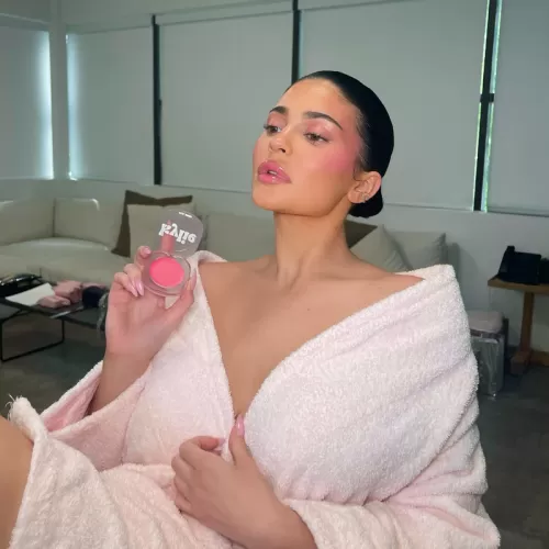 KYLIE COSMETIC - LIP E CHEECK GLOW BALM