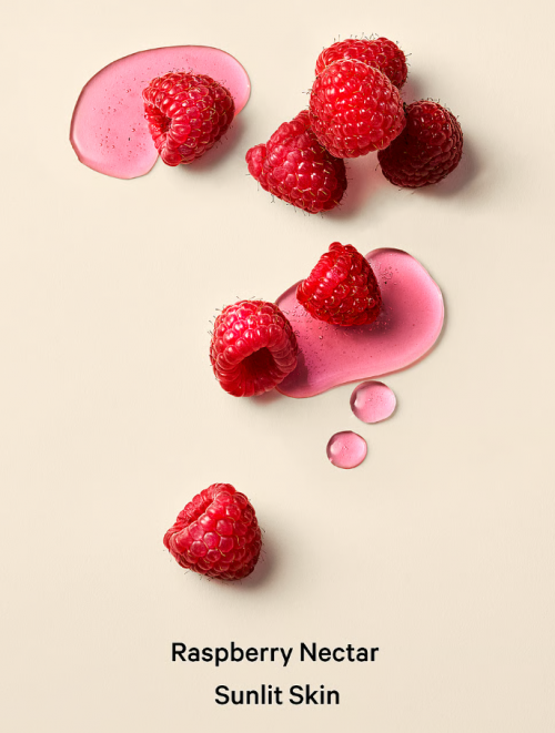 VICTORIA'S SECRET - VELVET PETALS VACATION FRAGRANCE LOTION