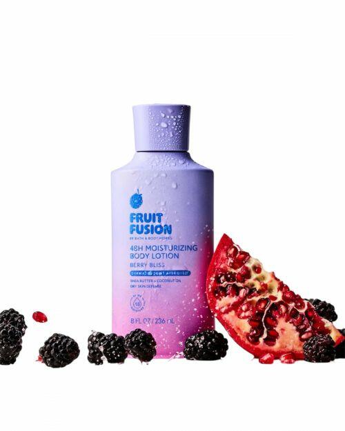 BATH BODY WORKS - BERRY BLISS BODY LOTION