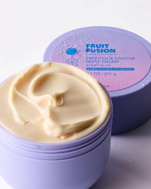 BATH BODY WORKS - BERRY BLISS SMOOTH & SOOTHE BODY CREAM
