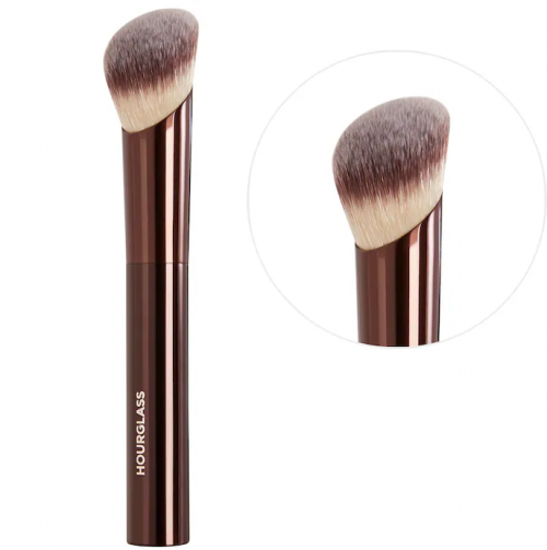 HOURGLASS- AMBIENT SOFT GLOW FOUNDATION BRUSH