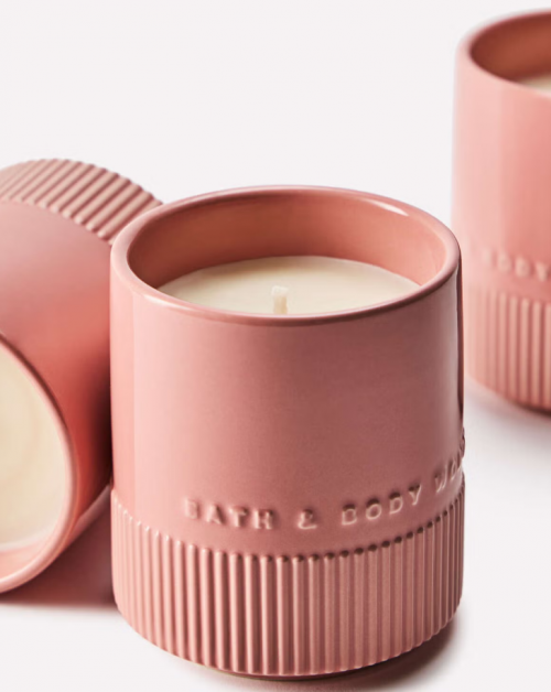 BATH & BODY WORKS- VANILLA + TONKA CANDLE 227G
