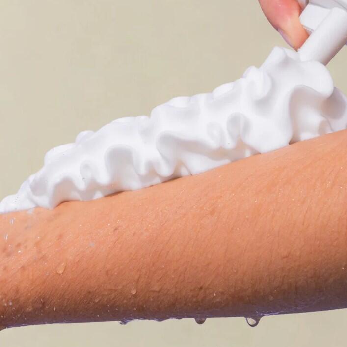 SUNDAE - SPICED EGGNOG FOAMING BODY WASH