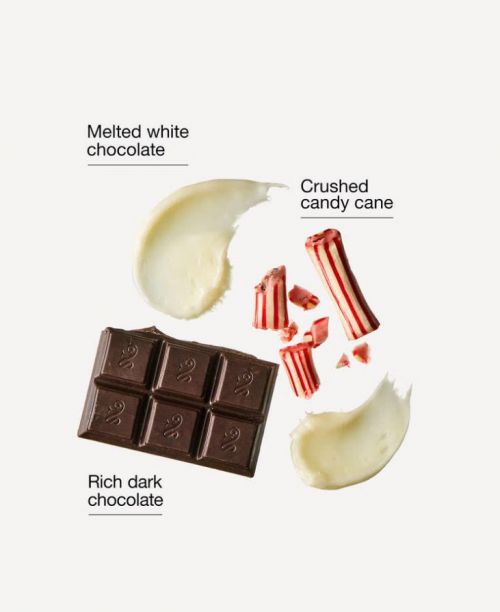 BATH & BODY WORKS - PEPPERMINT BARK CANDLE 227G