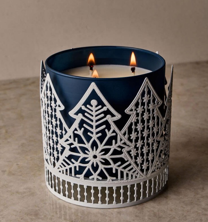 BATH & BODY WORKS - SNOWY FOREST 3-WICK CANDLE HOLDER
