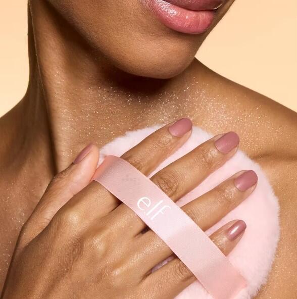ELF- HALO GLOW GLIMMER CLOUD GLITTER PUFF FOR BODY, HAIR & FACE