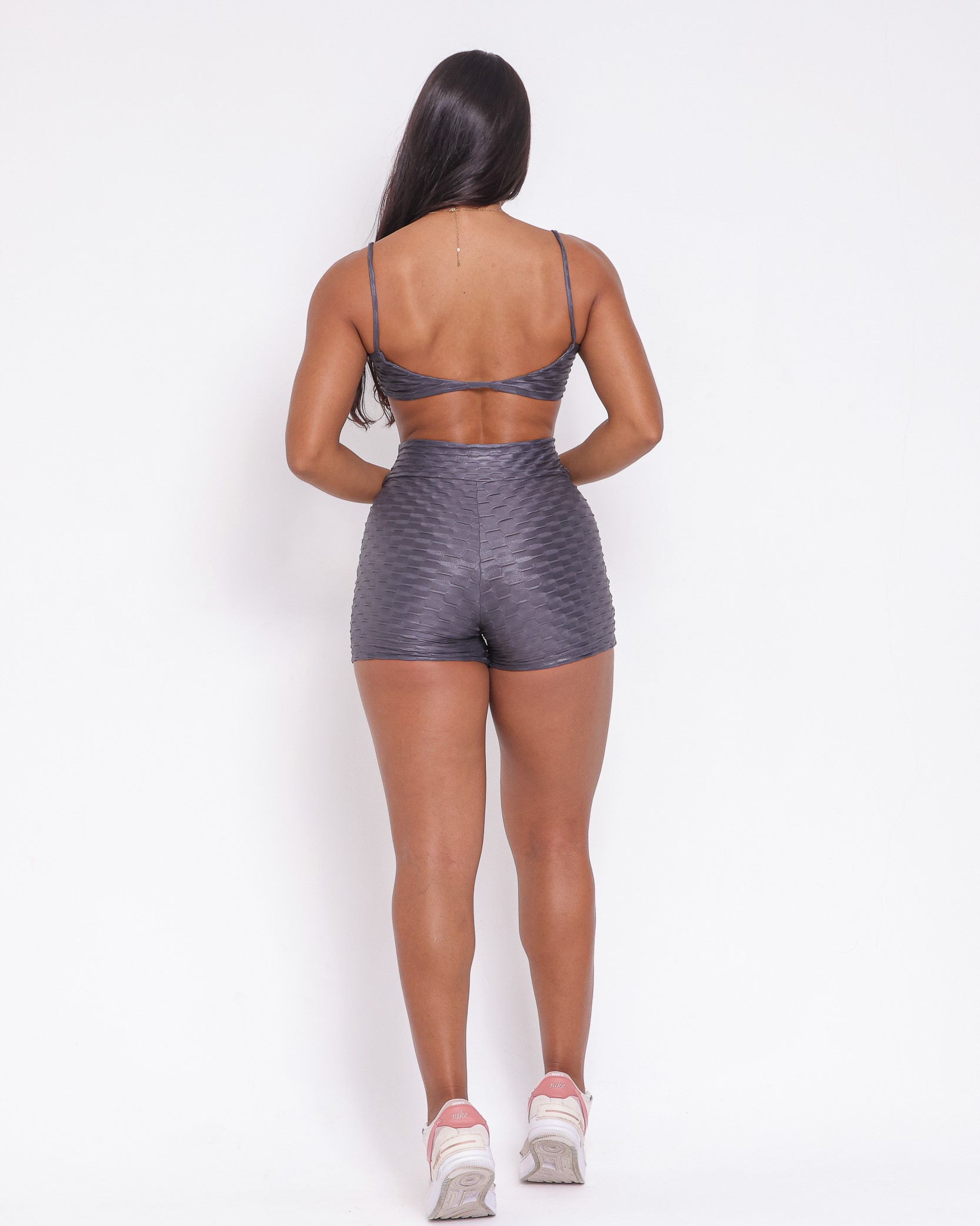 Conjunto Short Básico Cós Cruzado Textura Gloss Carbox + Top Ju