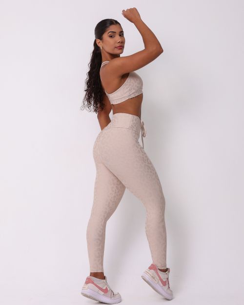 Conjunto Cal�a Legging Empina New On�a Fit + Top Lu