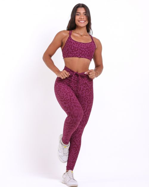 Conjunto Cal�a Legging Empina New On�a Fit + Top Lu