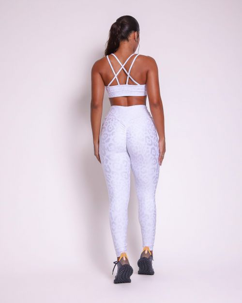 Conjunto Cal�a Legging Empina New On�a Fit + Top Lu