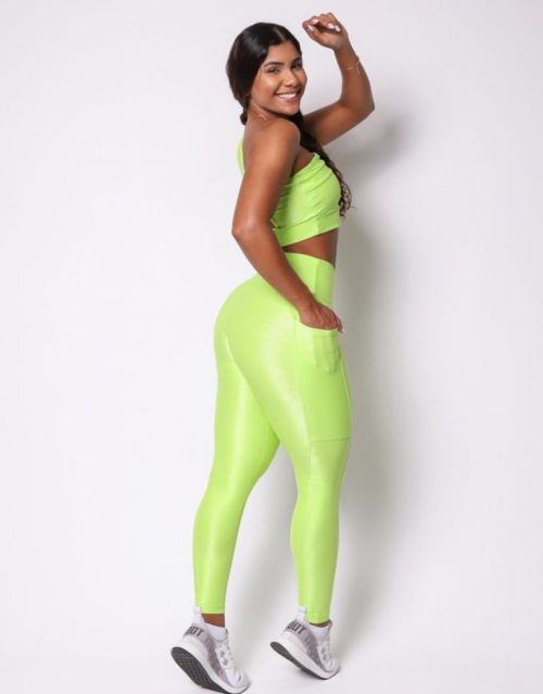 Conjunto Calça Legging Básica Bolso Compressão + Top Paloma