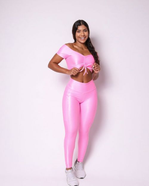 Conjunto Calça Legging Básica Bolso Compressão + Top Manguinha